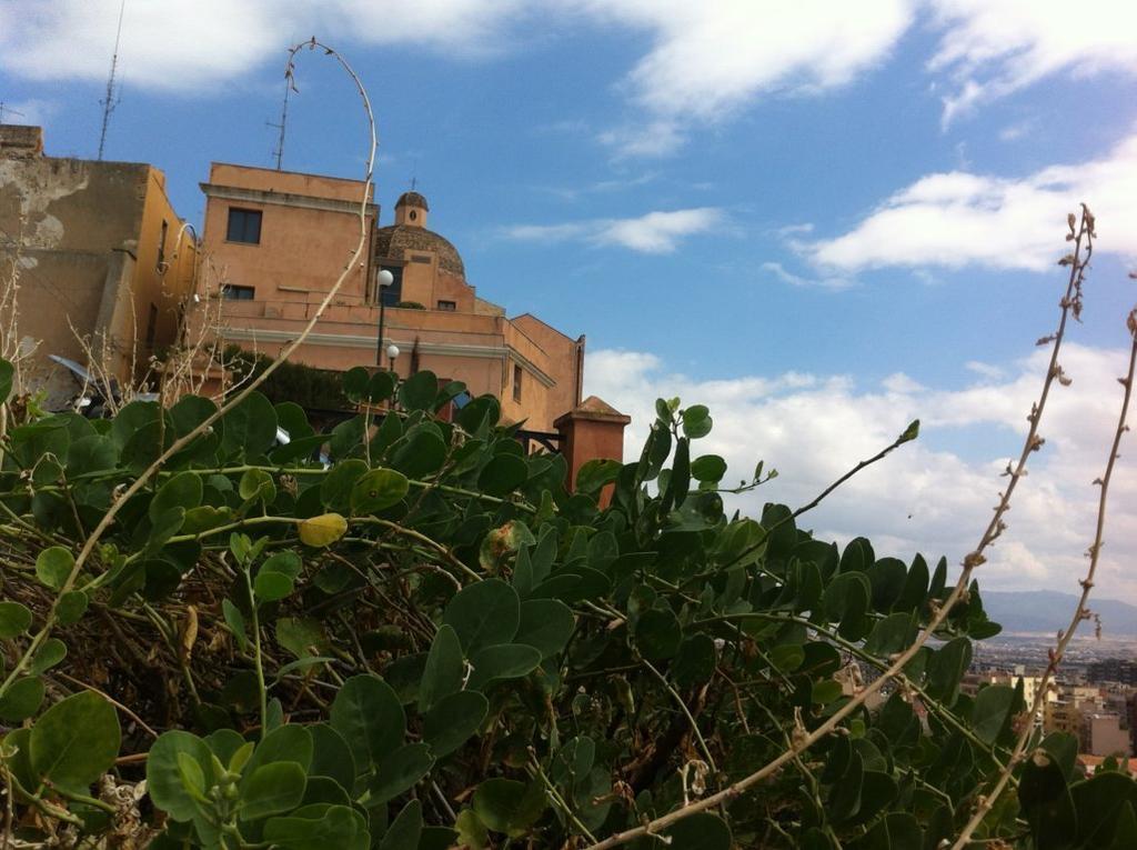 Little Cagliari Apartamento Exterior foto